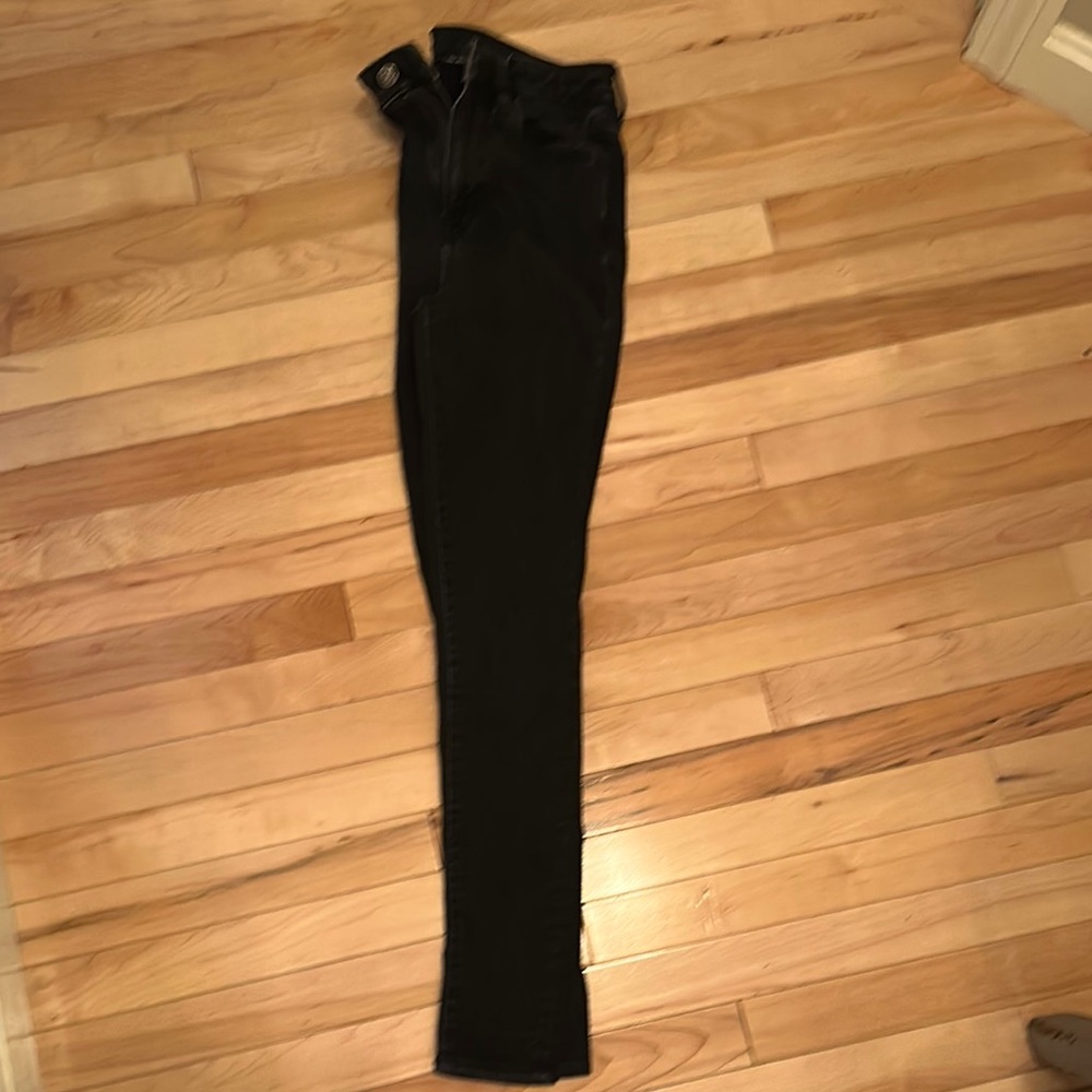Black Skinny Jeans